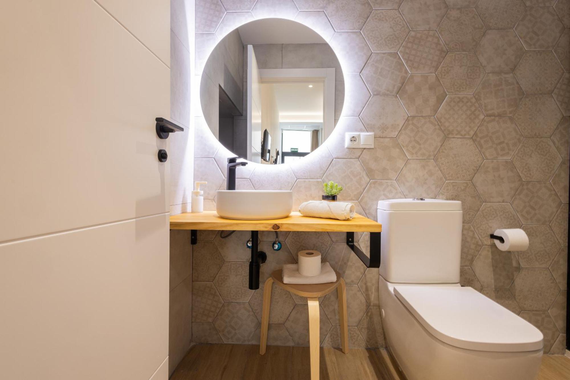 Florit Flats - The Trafalgar