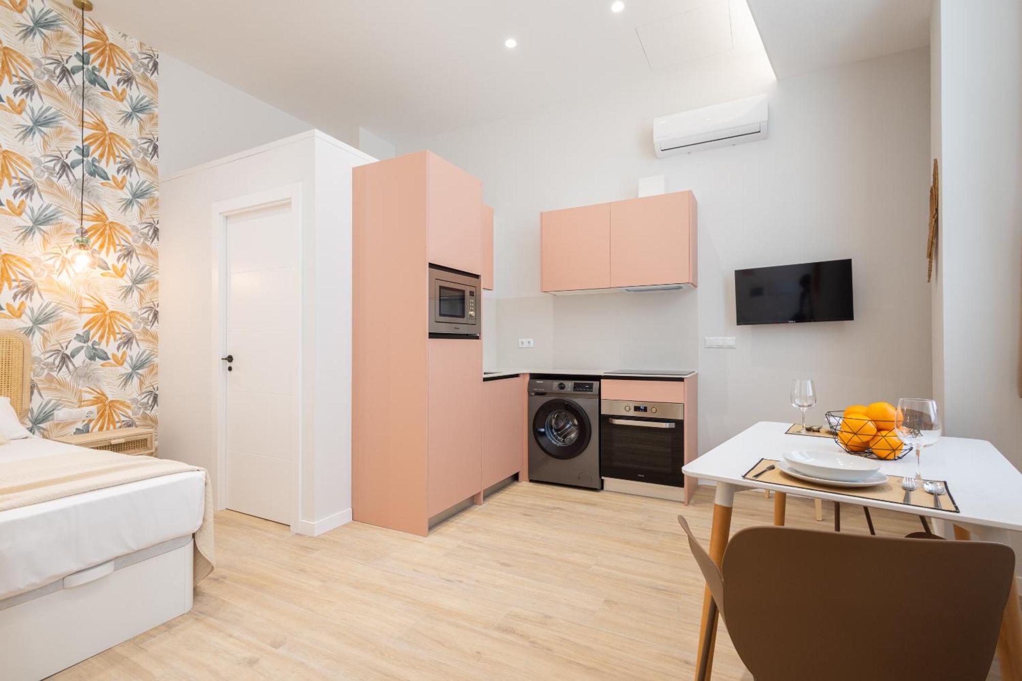 Florit Flats - The Trafalgar
