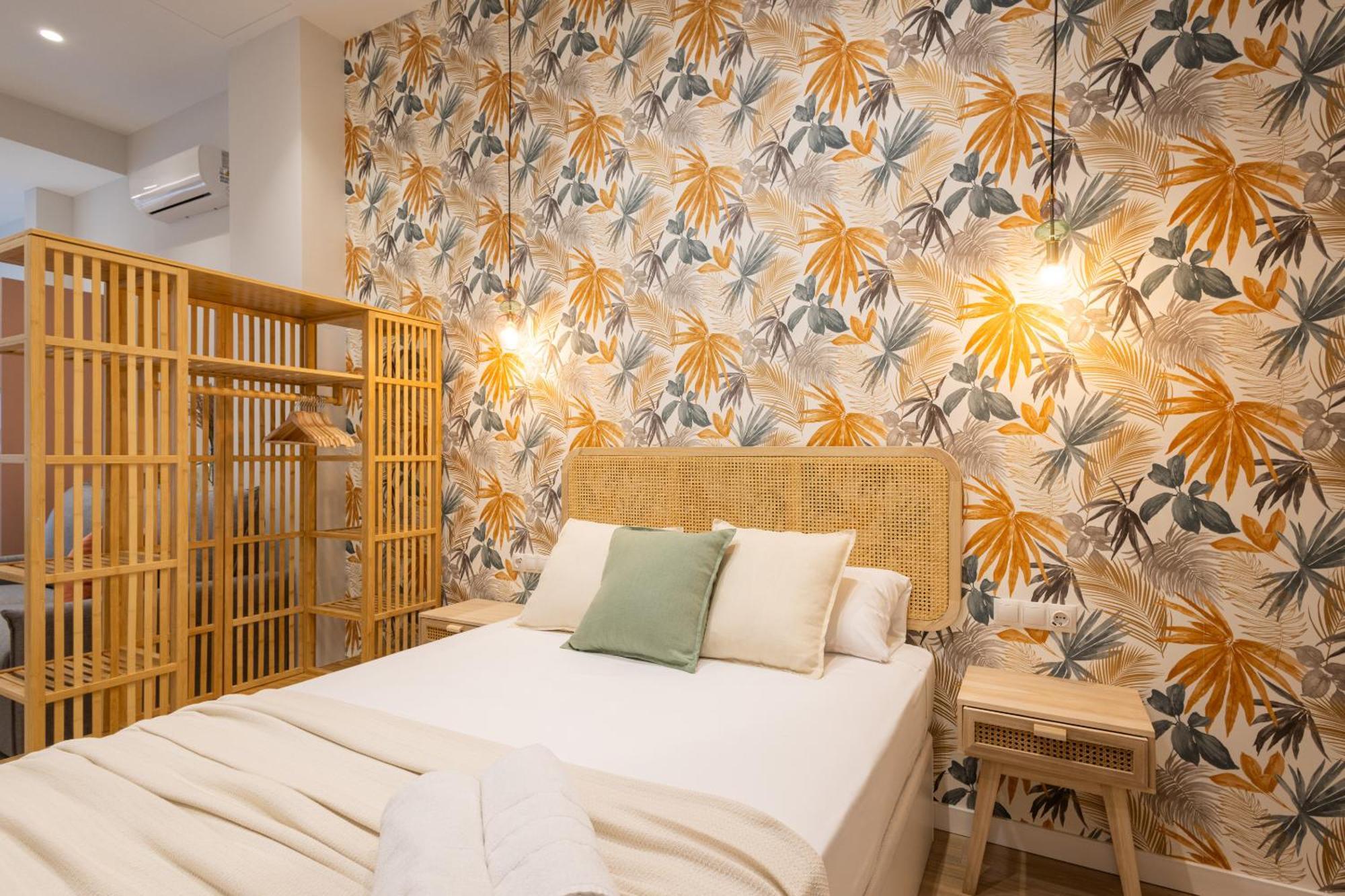 Florit Flats - The Trafalgar I Valence